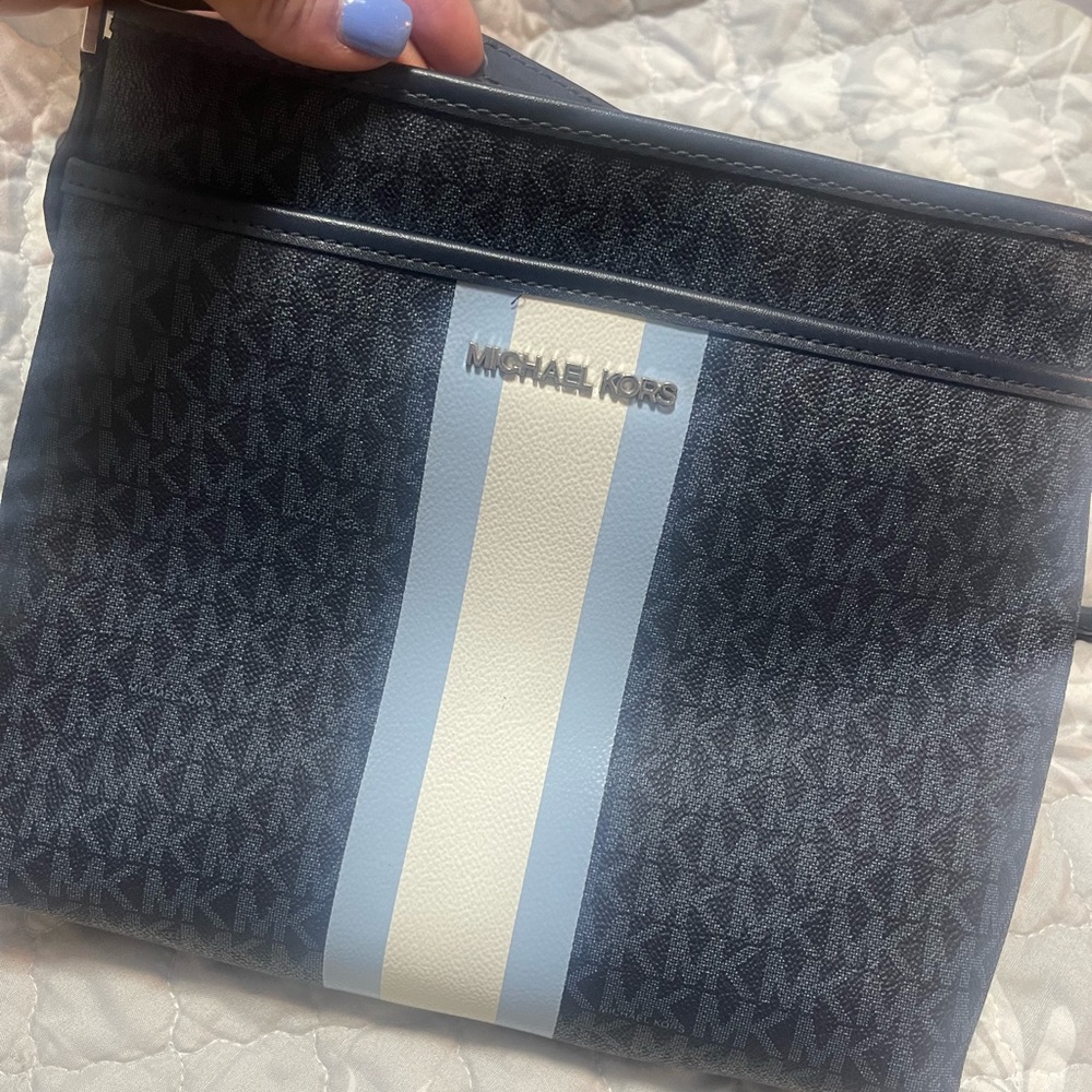 MK cross bag